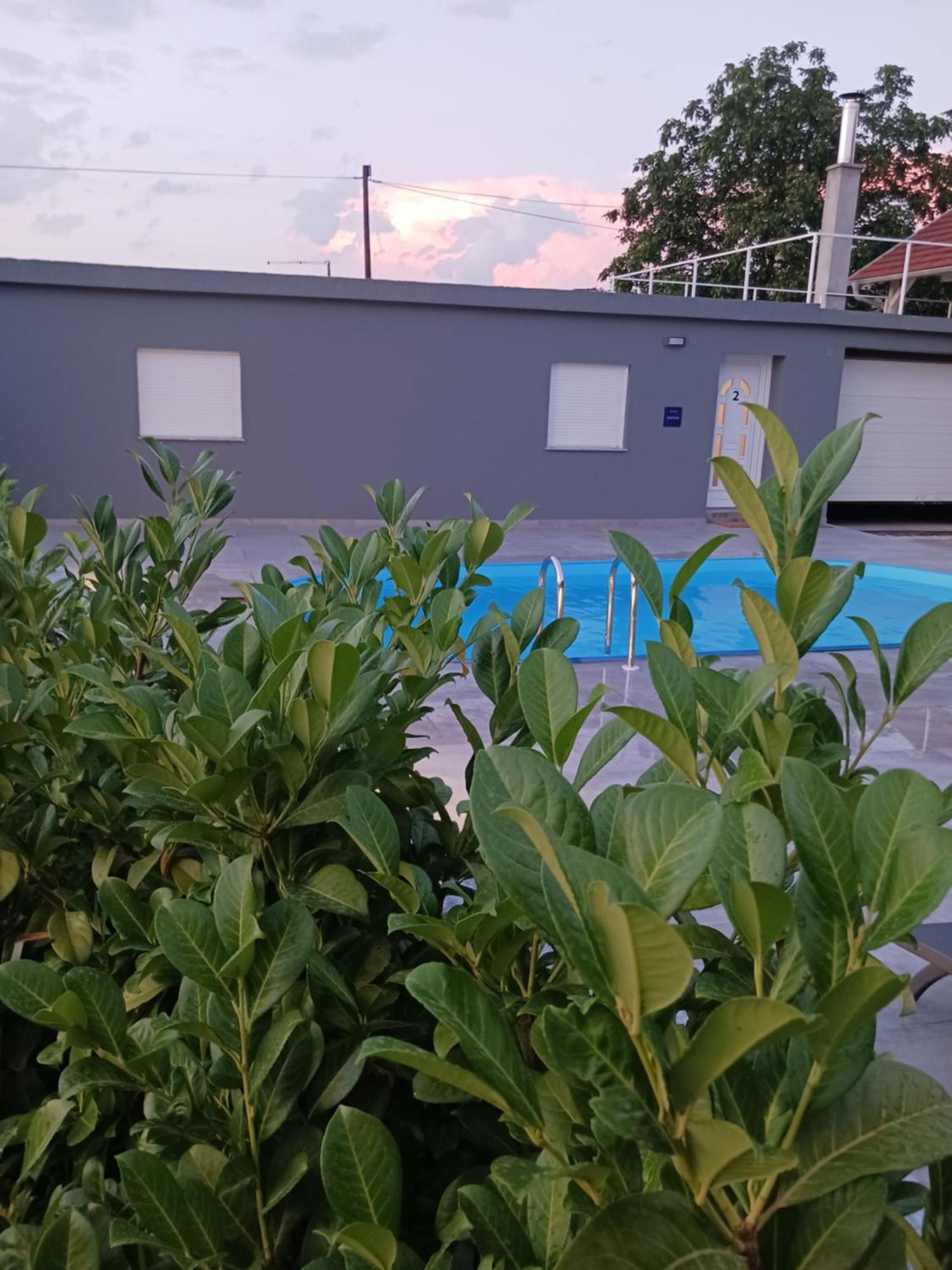 Maja Lägenhet Velika Gorica Exteriör bild