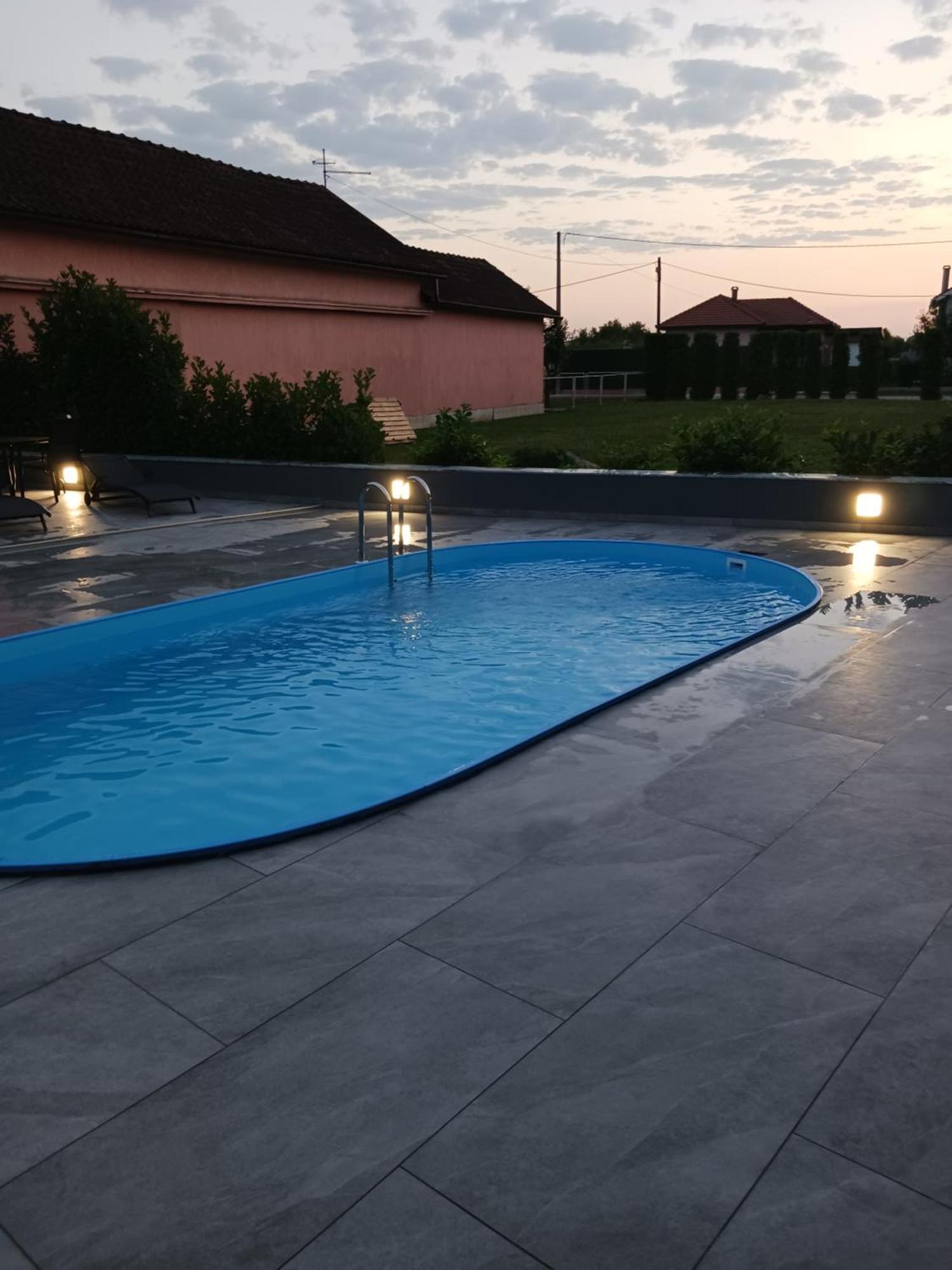 Maja Lägenhet Velika Gorica Exteriör bild
